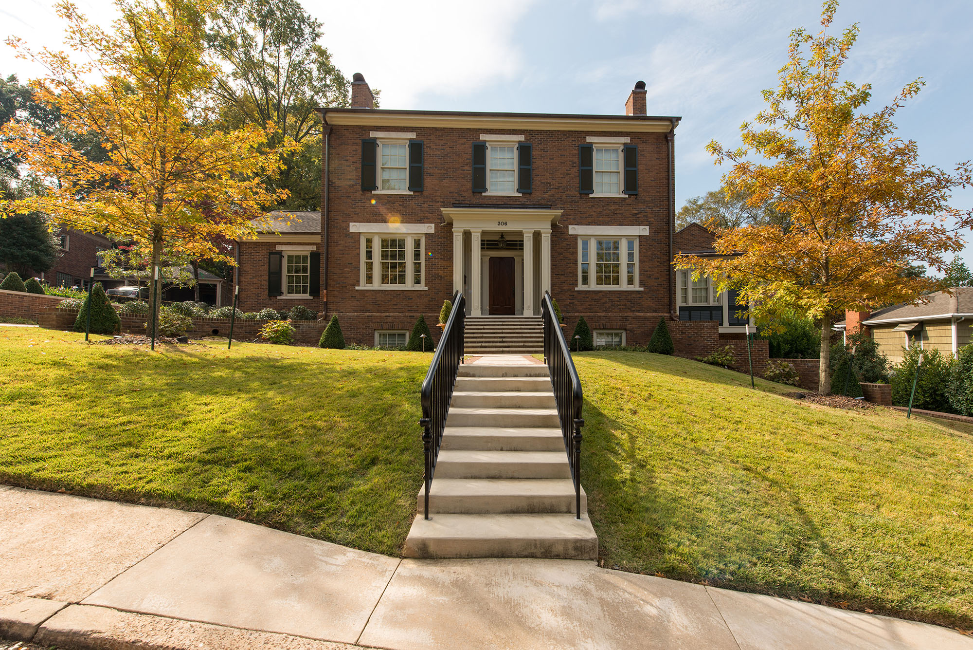 Colonial Styled home by Glenn Cope Custom Home Builders