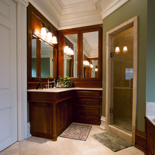 Master bathroom by Glenn Cope Custom Home Builders