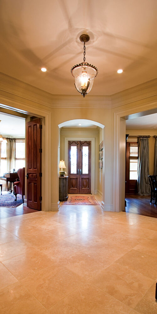 Grand entryway by Glenn Cope Custom Home Builders