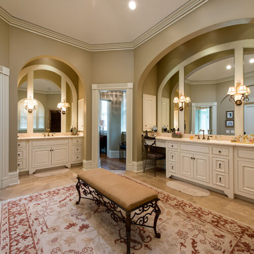 Master bathroom by Glenn Cope Custom Home Builders
